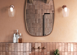 Faïence effet zellige brillant rose poudré  – 6,5×20 – Nude